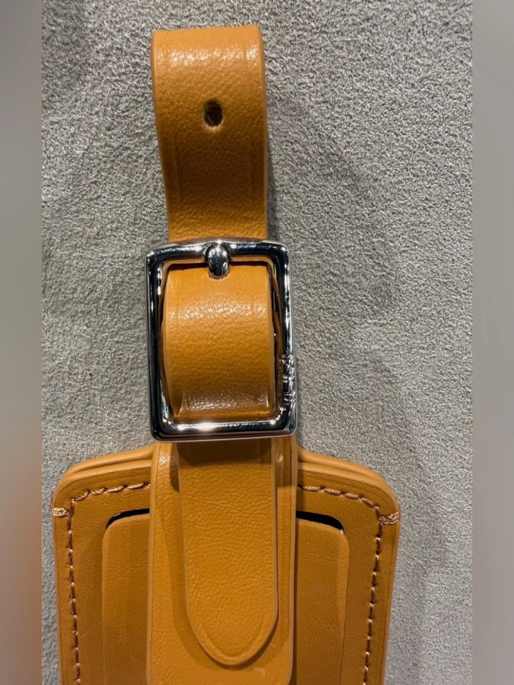 NEW Tumi 3.625” x 2.25” Leather Luggage Name Tag w/ Buckle - BURNING BRIDLE